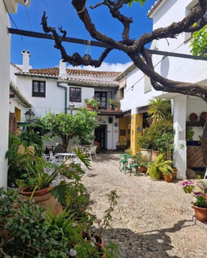 Hotel Rural Verde Oliva Comares